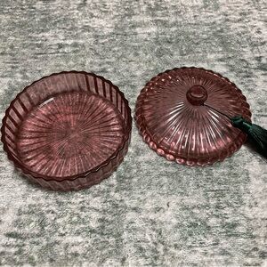 Medium sized jewelry box